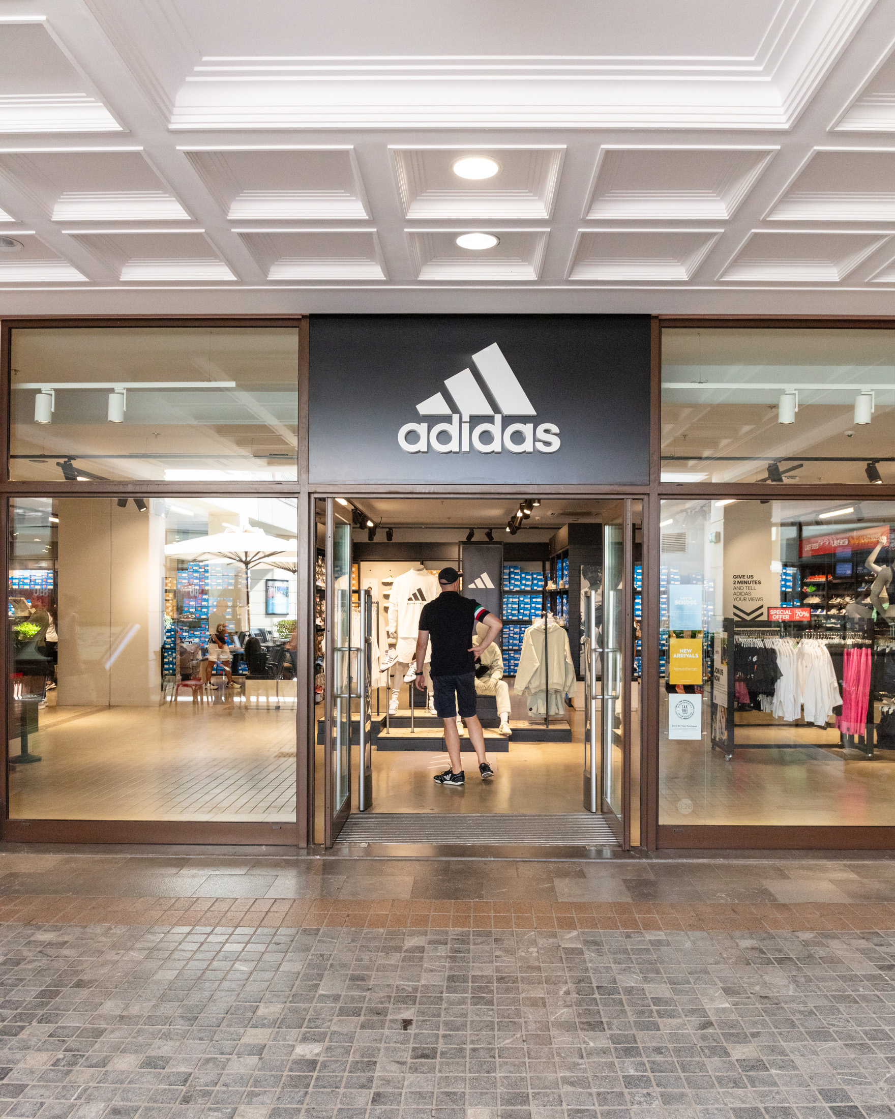 Adidas factory outlet athens online