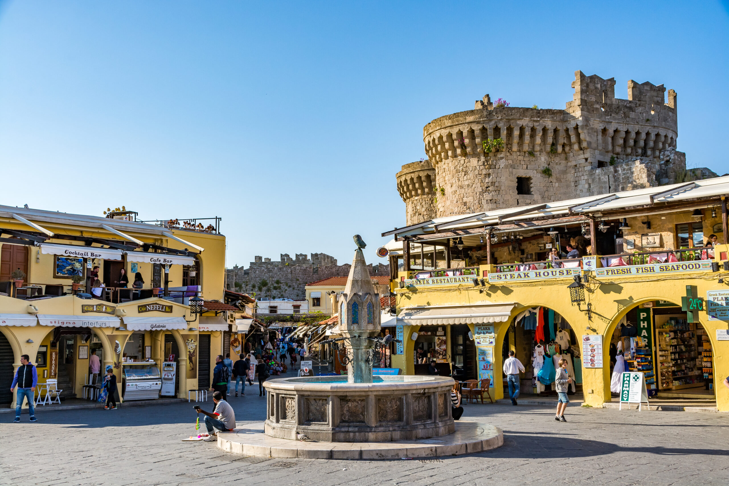 Palace of the Grand Master of the Knights of Rhodes in Rhodes Old Town -  Tours and Activities