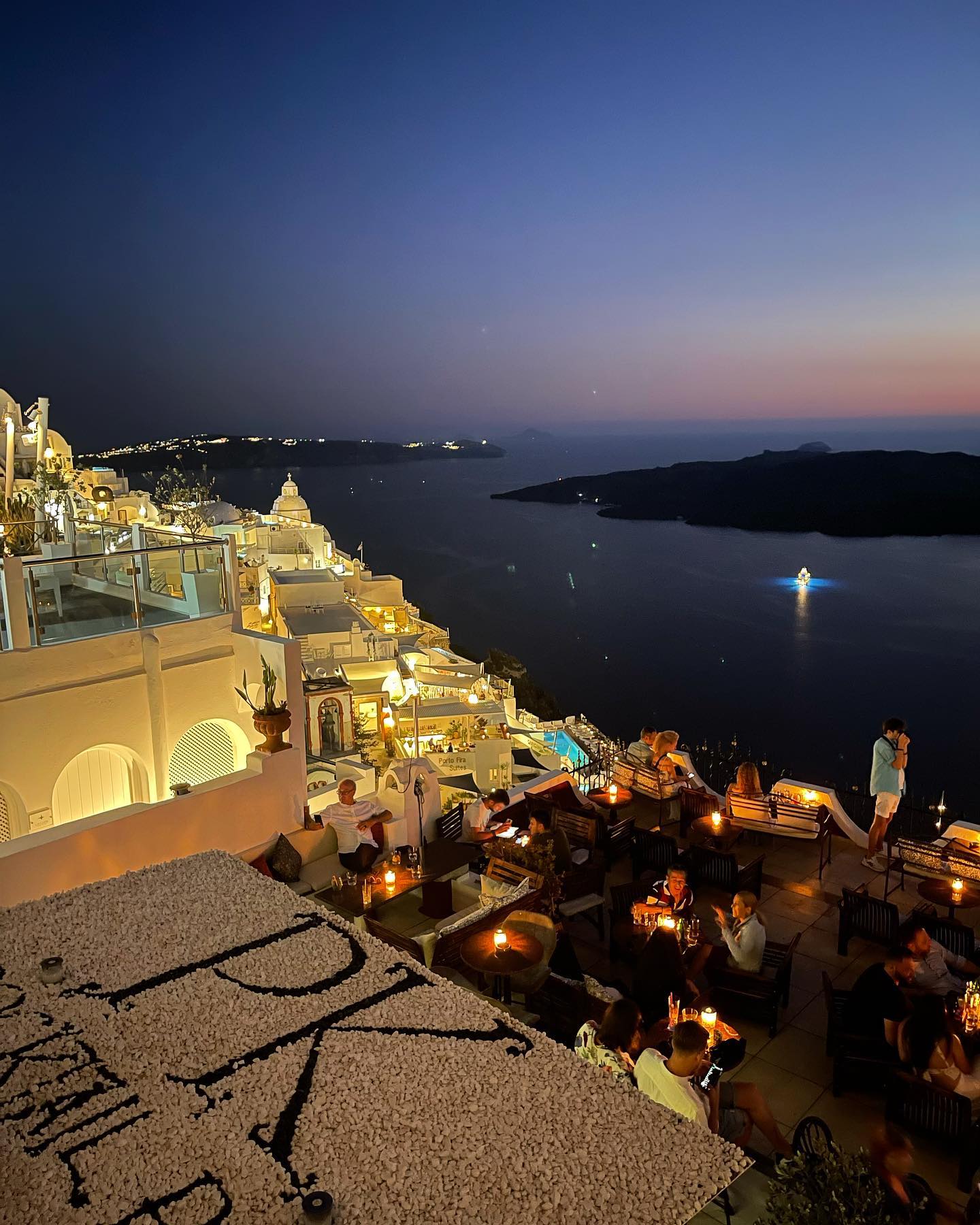 Santorini Nightlife: Best Bars & Clubs in Fira 