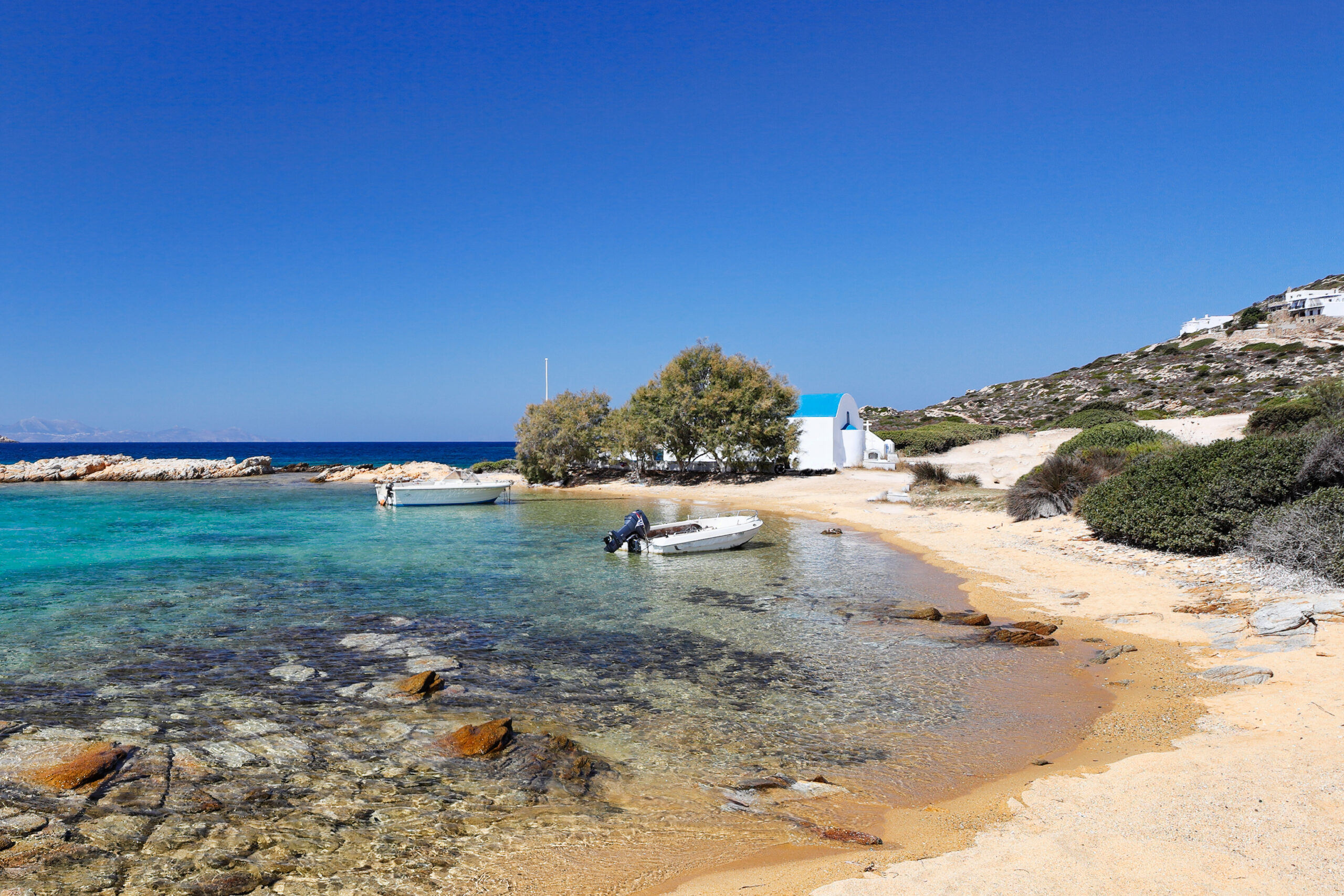 Unwind on the Alluring Beaches of Antiparos Island| travel.gr 