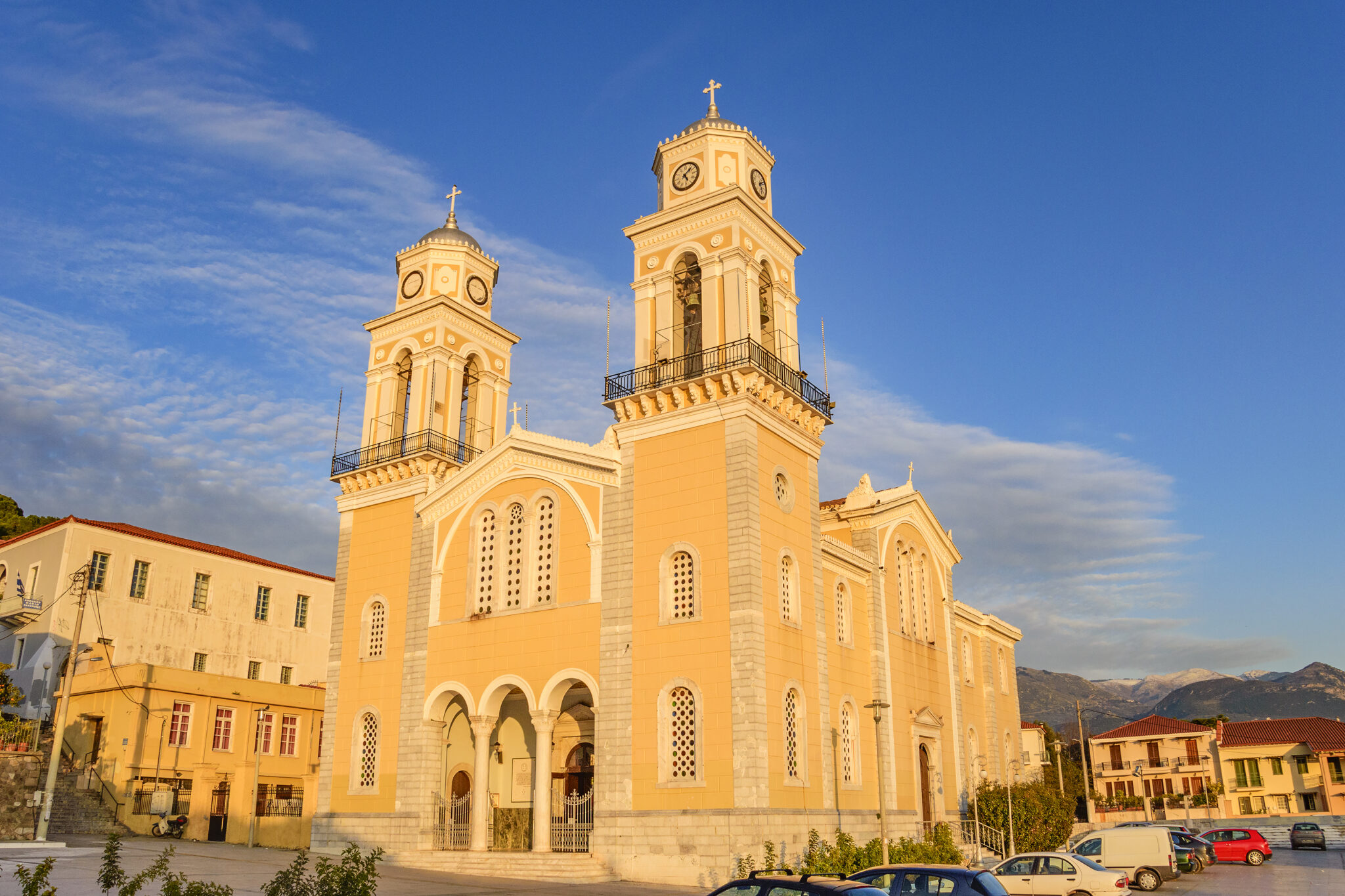 Discover the Captivating City of Kalamata, Peloponnese| travel.gr