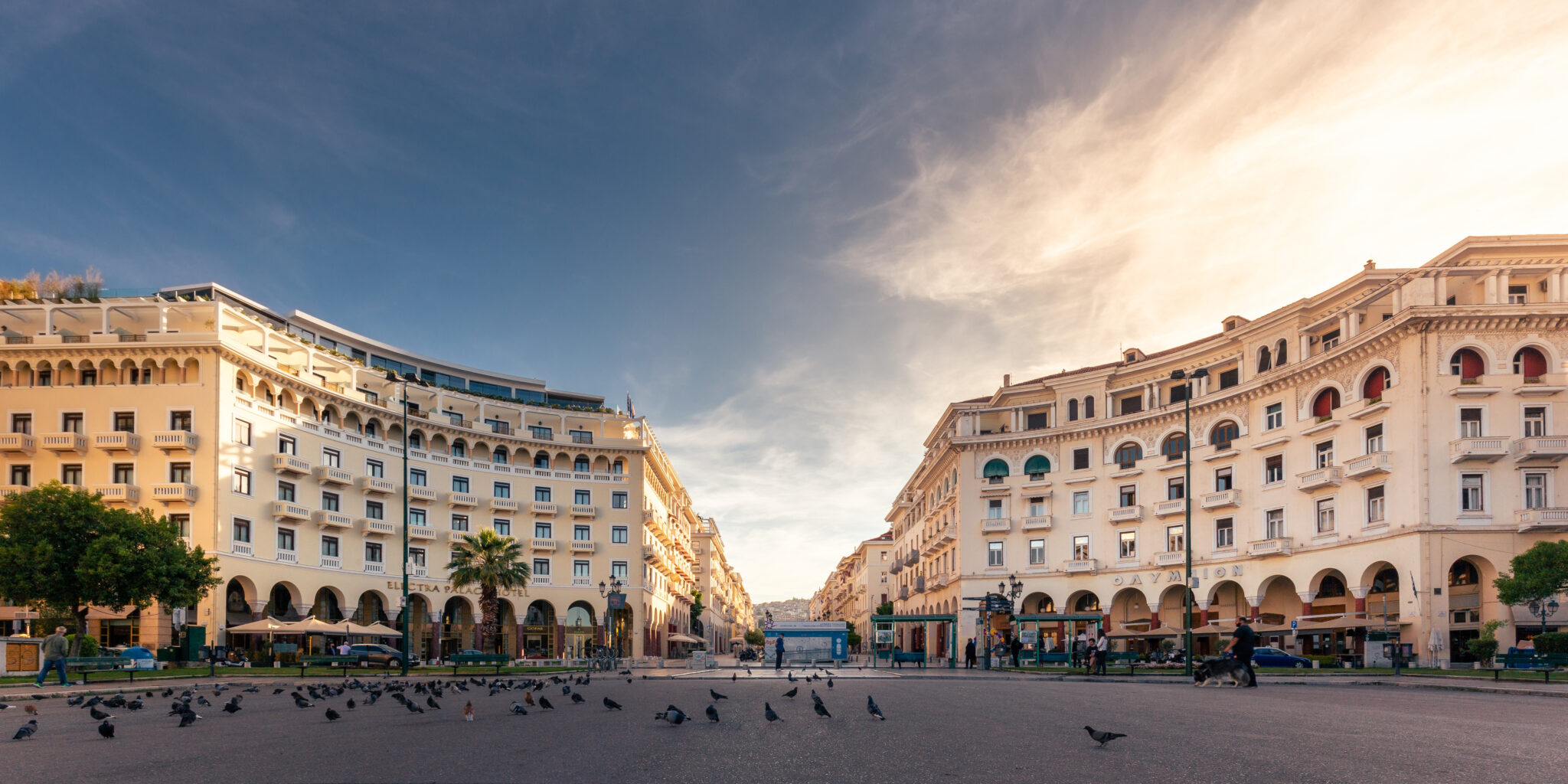 Aristotelous square / Shutterstock